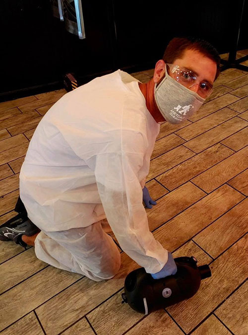 FLOOR CLEANING SERVICES